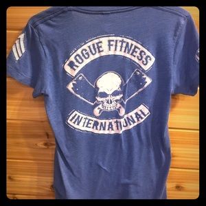 Women’s Rogue T-Shirt Size Medium